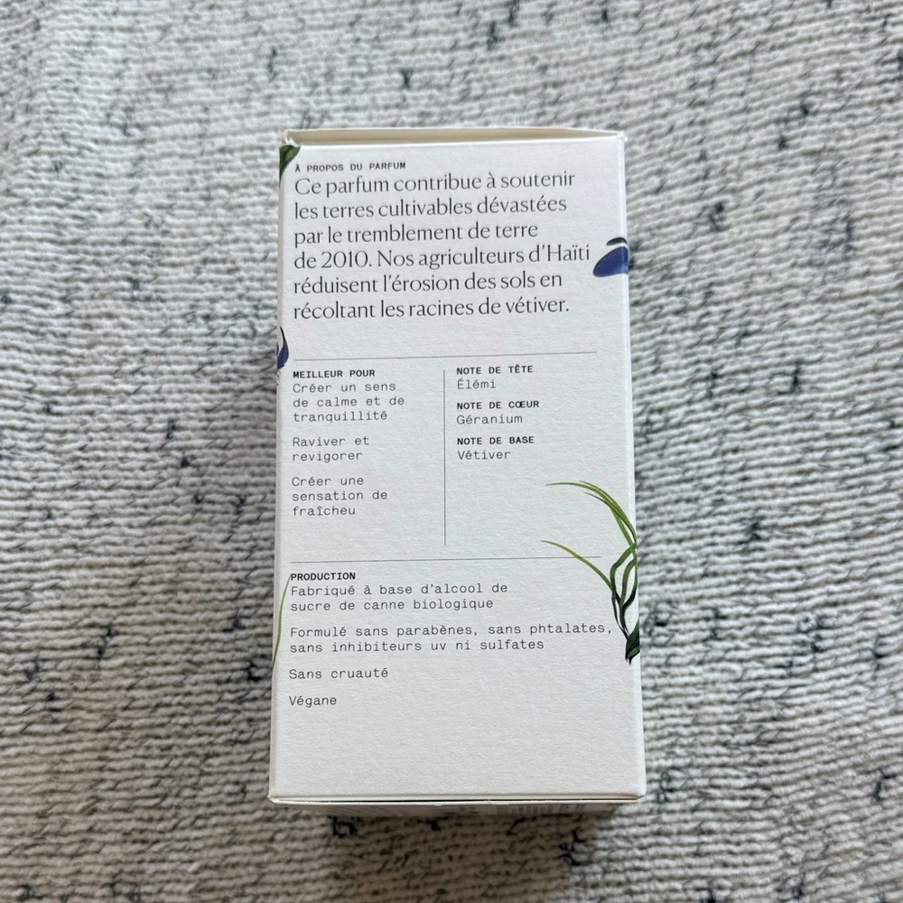 Vetiver Elemi Eau de Parfum - White and Green - Picture 4 of 5